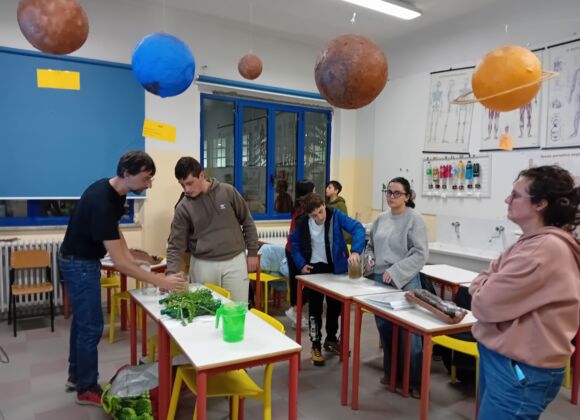 20251127_175535 Aula di scienze, che passione! Il laboratorio di botanica di IUTUSPACE