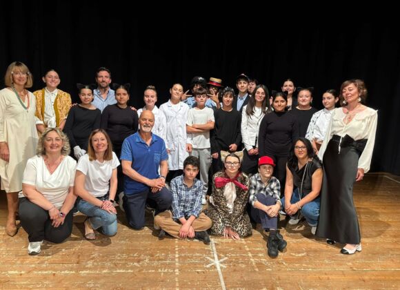 Oltre i confini – Una serata a teatro con IUTUSPACE