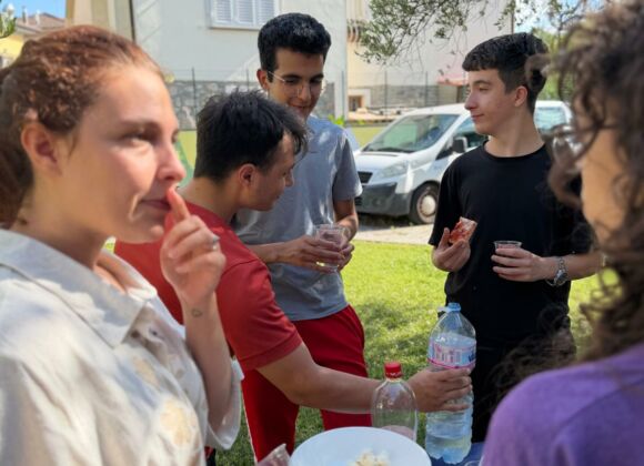 Salutiamo un altro anno di Spazio Help con la consueta festa finale